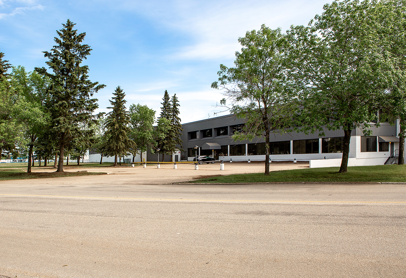 Orbia’s Connectivity Solutions Business, Dura-Line, Expanding Global Footprint into Western Canada Dura-Line has already begun construction on the 150,000 sq. ft., state-of-the-art facility in St. Albert and has plans to hire as many as 90 full-time employees over the next 9 months – with the goal to be fully operational by spring of 2023.
